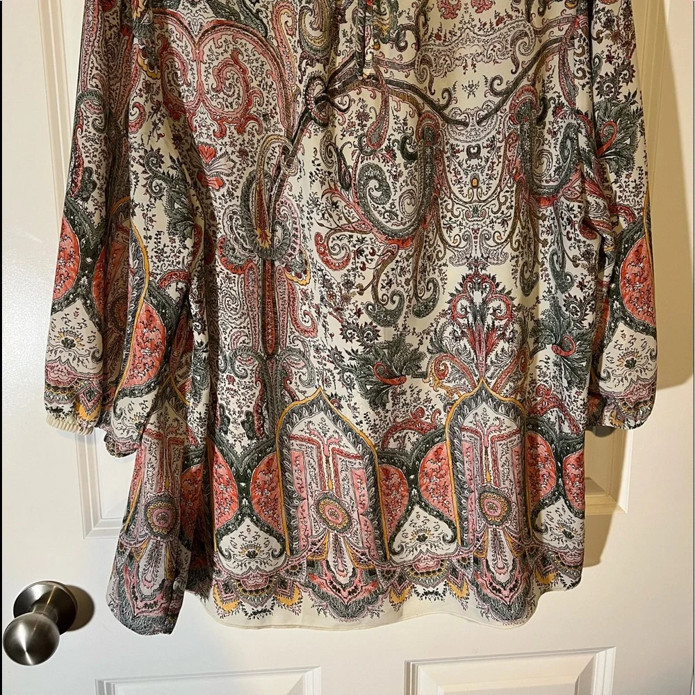 Tunic - Picture 2 of 4